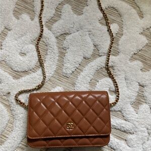 Chic Tan Quilted Crossbody Bag